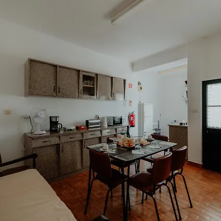 Casa Sousa Ribeiro *