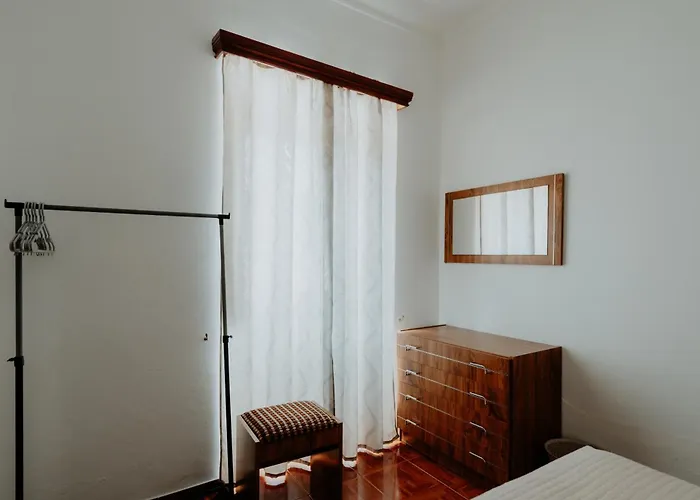 Casa Sousa Ribeiro * Praia da Vitória